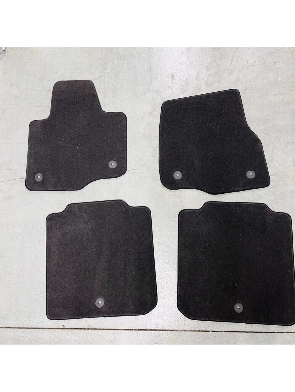 2018-2024 Lincoln Navigator OEM Gray Carpet Floor Mats Mat Kit Set of 4
